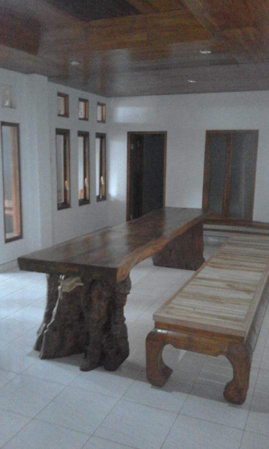 Tanjung Inn Wonosari Esterno foto