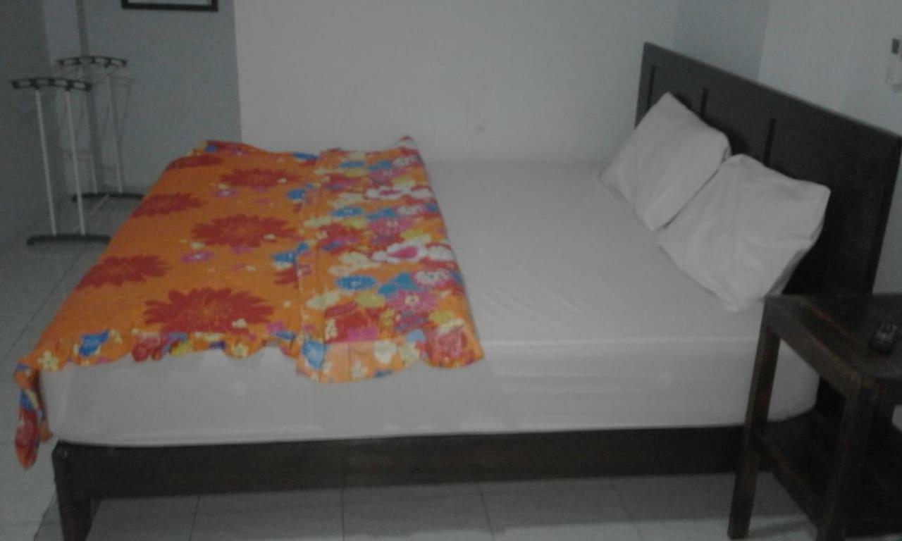 Tanjung Inn Wonosari Esterno foto