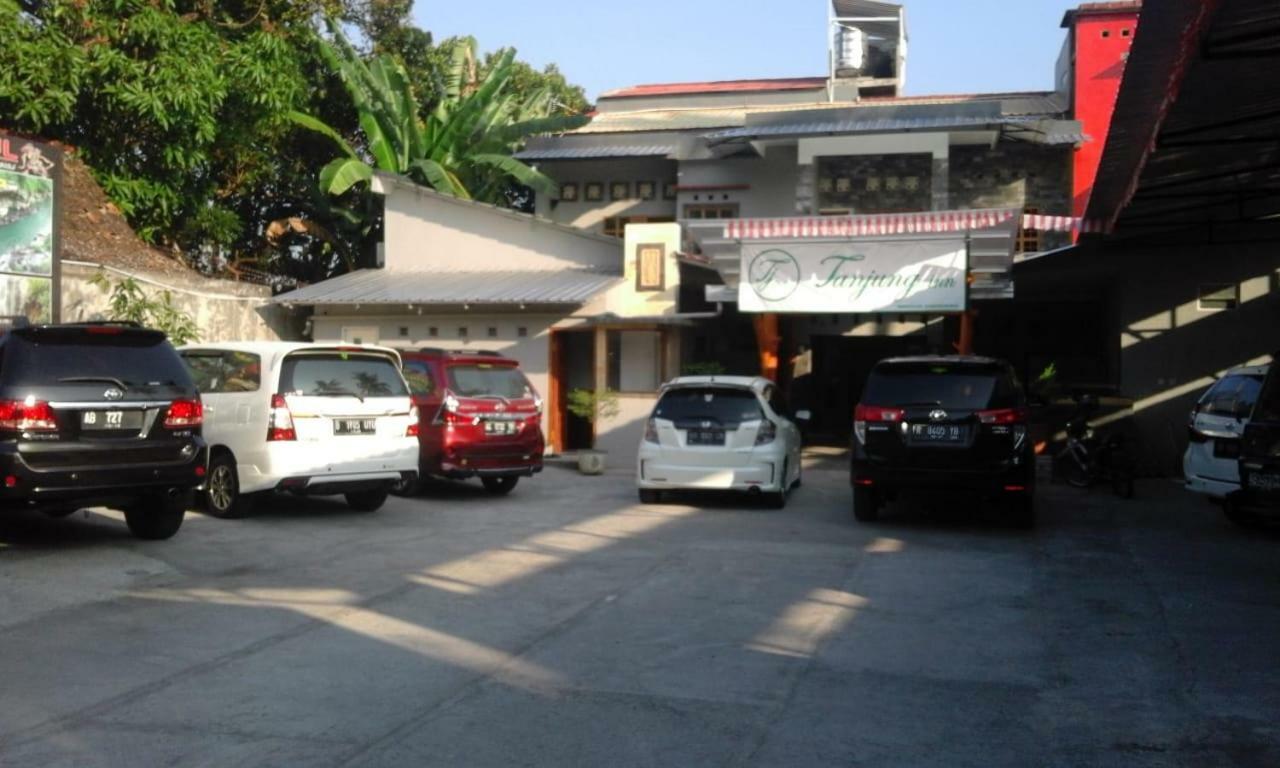 Tanjung Inn Wonosari Esterno foto